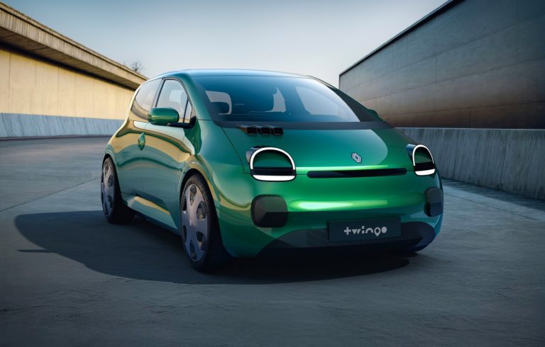 Noul Renault Twingo E-Tech, pregătit pentru lansare în 2026: primele imagini și detalii